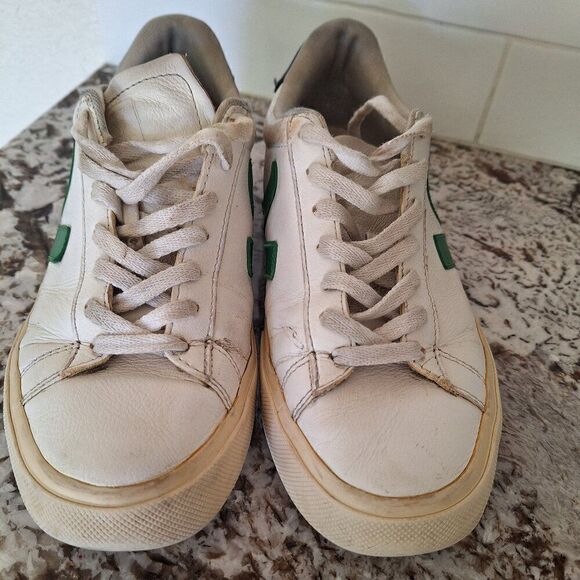 Veja  Green White Sneakers US 9 - Picture 1 of 8